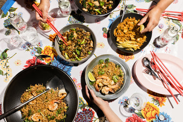 14 inch wok with handles serving stir fry rice